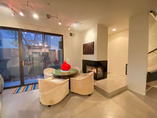 Fireplace, Interior, Recessed Lighting