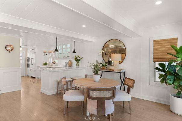 Dining room, Interior, Kitchen, Pendant Lights, Recessed Lighting, Wood Texture Flooring