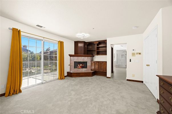 Empty room, Fireplace, Interior