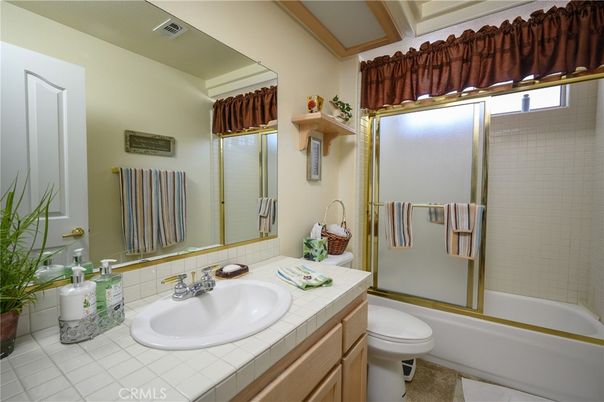 Bathroom, Interior, Tile Countertops