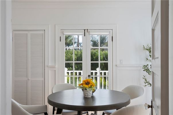 Dining room, Interior