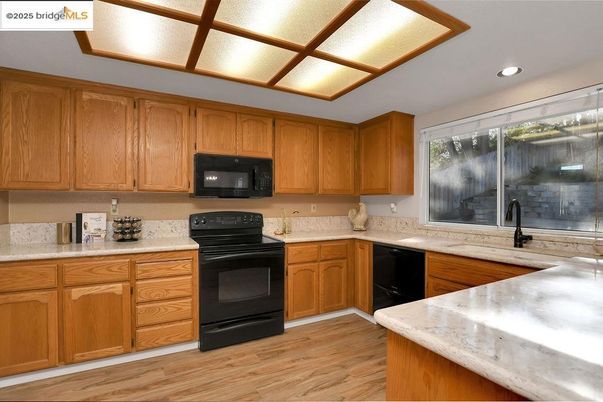 Interior, Kitchen, Recessed Lighting, Wood Texture Flooring