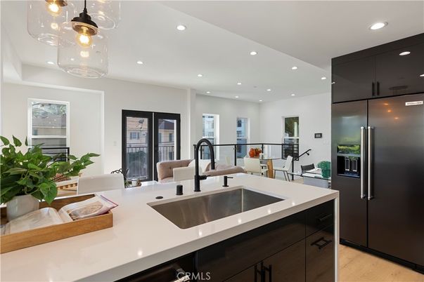 Dining room, Interior, Kitchen, Recessed Lighting, Wood Texture Flooring