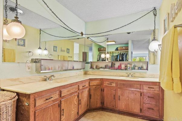 Interior, Kitchen, Pendant Lights