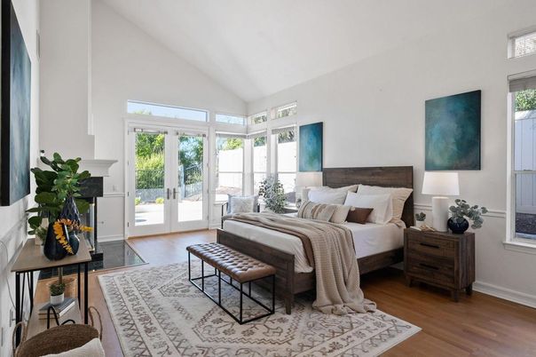 Bedroom, Fireplace, Interior, Wood Texture Flooring