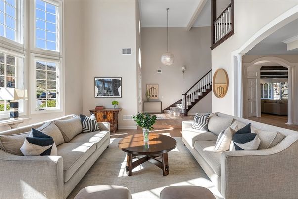 Interior, Living room, Pendant Lights, Wood Texture Flooring
