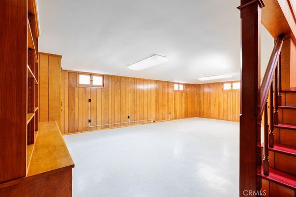 Interior, Wooden Walls