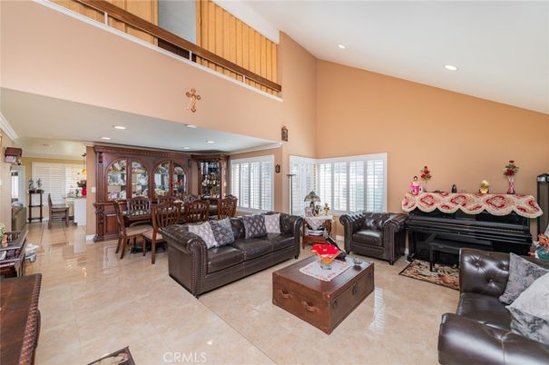 Dining room, Interior, Living room, Recessed Lighting