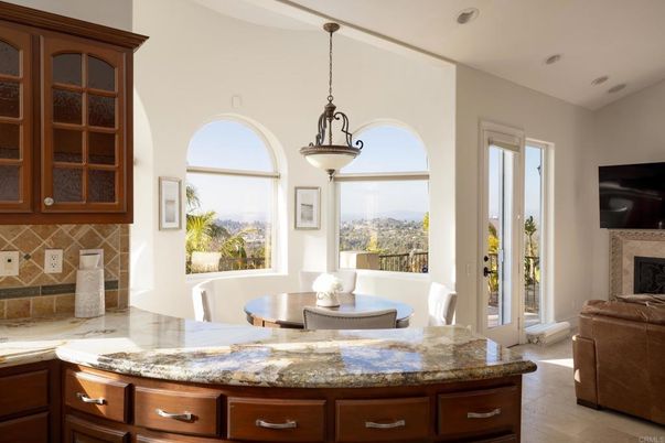 Dining room, Fireplace, Interior, Pendant Lights, Recessed Lighting