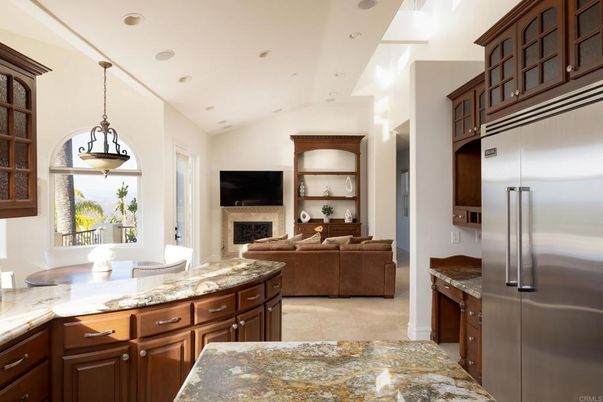 Fireplace, Interior, Kitchen, Living room, Pendant Lights, Recessed Lighting, Stainless Steel Appliances