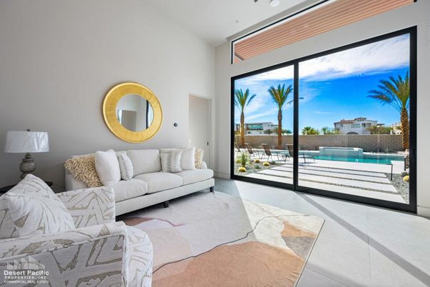 Interior, Living room, Water