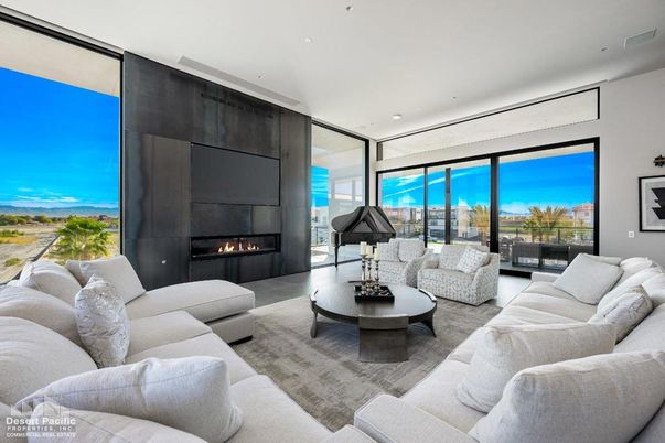 Fireplace, Interior, Living room, Recessed Lighting