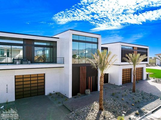 Attached, Exterior, Facade, Modern
