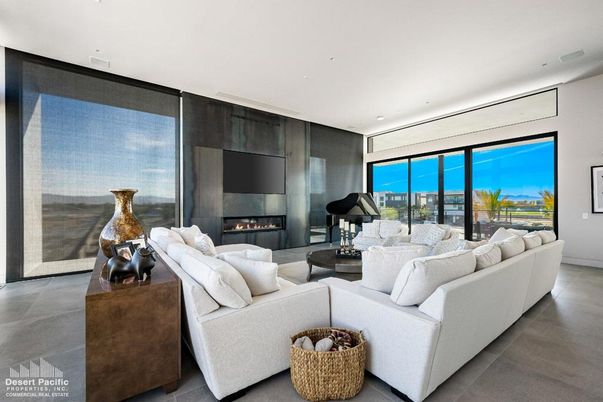 Fireplace, Interior, Living room, Piano, Recessed Lighting
