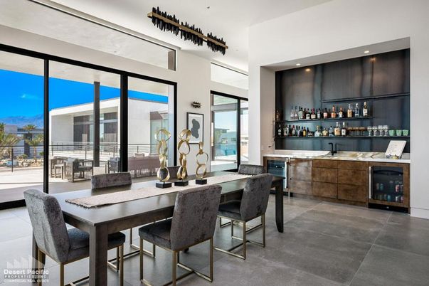 Dining room, Interior, Recessed Lighting