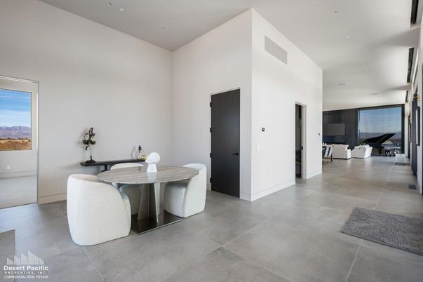 Dining room, Interior, Recessed Lighting