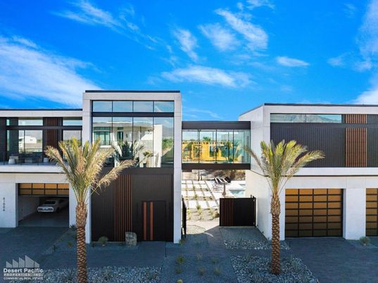 Attached, Exterior, Facade, Modern