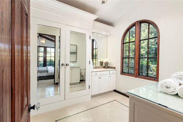 Bathroom, Bedroom, Interior, Recessed Lighting
