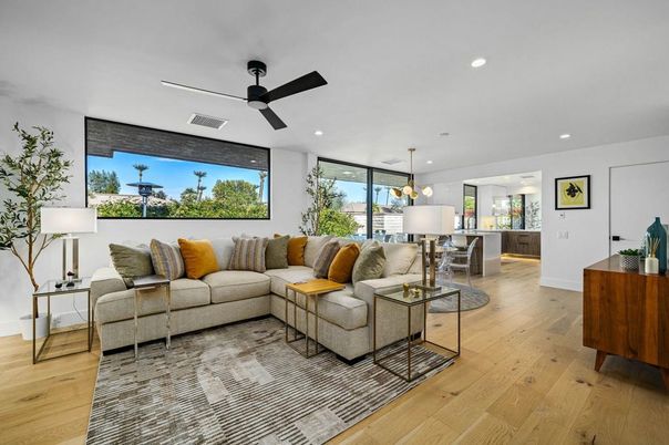 Dining room, Interior, Living room, Pendant Lights, Recessed Lighting, Wood Texture Flooring
