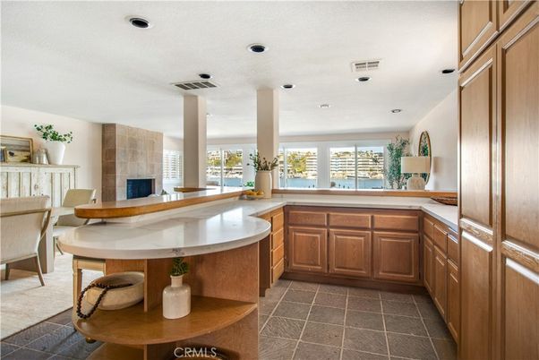 Fireplace, Interior, Recessed Lighting