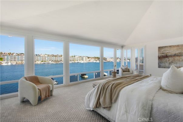 Bedroom, Interior, Water