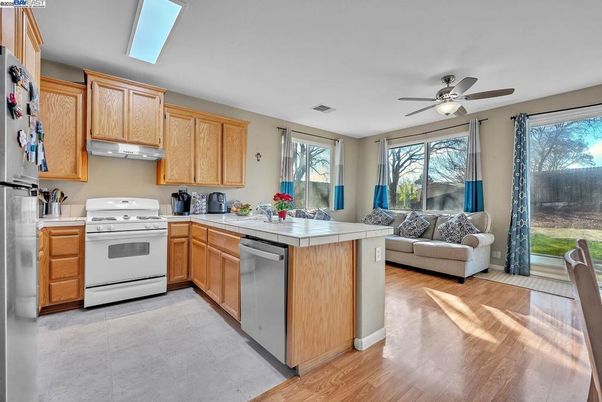 Interior, Kitchen, Wood Texture Flooring