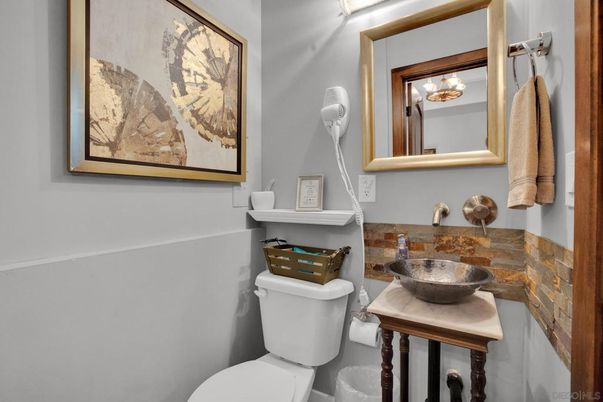 Bathroom, Interior