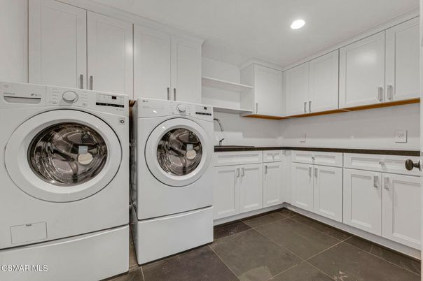 Interior, Recessed Lighting, Washer