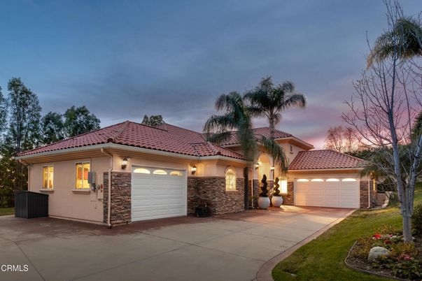 Attached, Exterior, Facade, Mediterranean