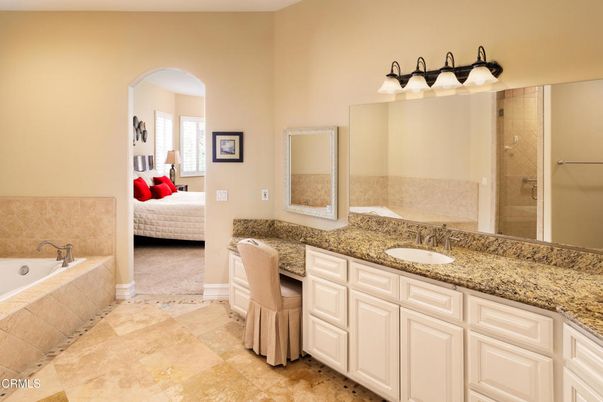 Bathroom, Bedroom, Dual Sink Vanities, Interior