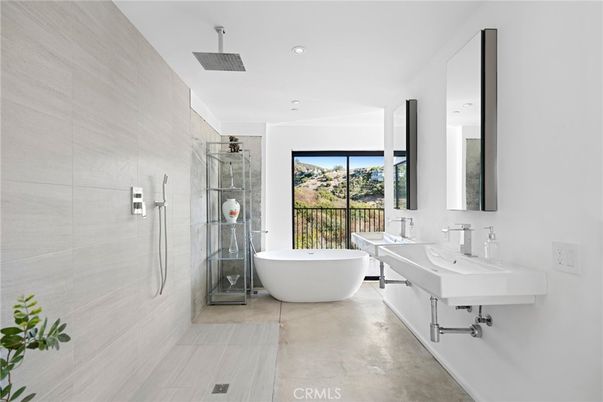 Bathroom, Dual Sink Vanities, Free Standing Baths, Glass Shower, Interior, Recessed Lighting