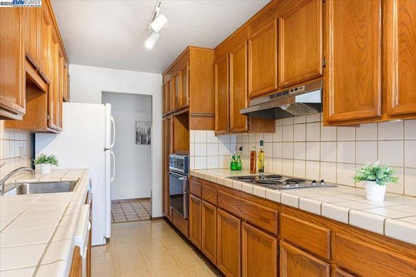 Interior, Kitchen, Tile Countertops