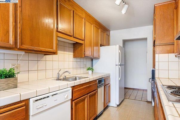 Interior, Kitchen, Tile Countertops