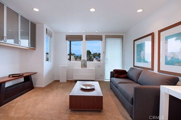 Interior, Living room, Recessed Lighting, Water