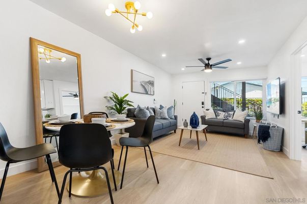 Dining room, Interior, Living room, Pendant Lights, Recessed Lighting, Wood Texture Flooring
