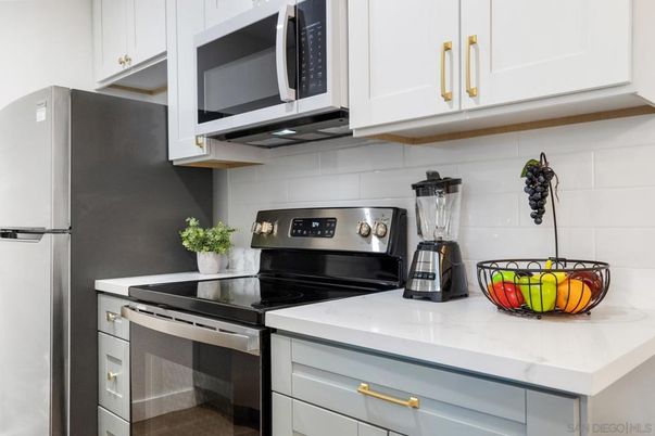 Interior, Kitchen, Stainless Steel Appliances