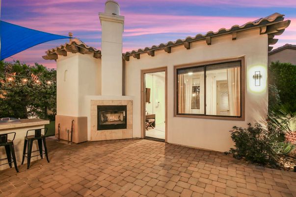 Exterior, Fireplace