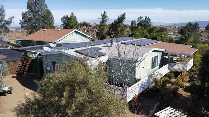 Exterior, Drone