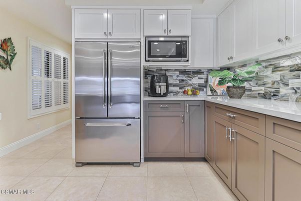 Interior, Kitchen, Stainless Steel Appliances