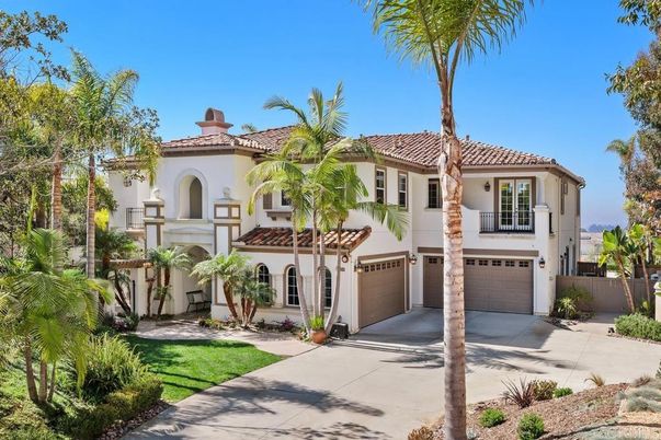 Attached, Exterior, Facade, Mediterranean