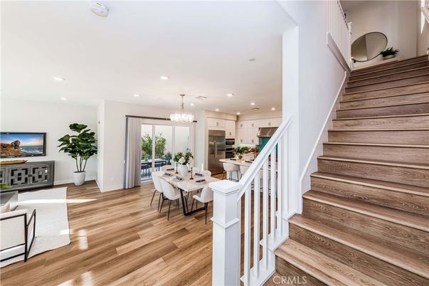 Chandelier, Dining room, Interior, Kitchen, Recessed Lighting, Wood Texture Flooring