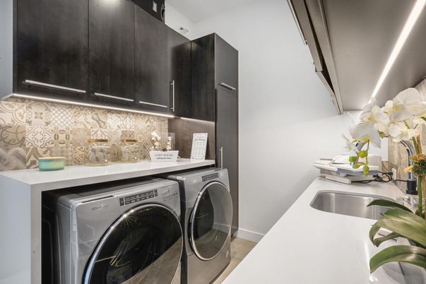 Interior, Washer