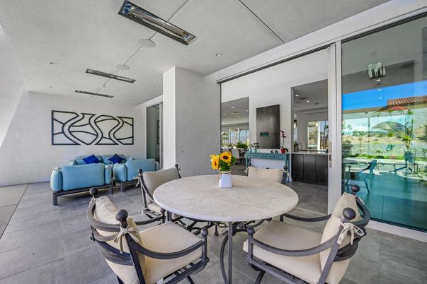 Dining room, Interior, Recessed Lighting