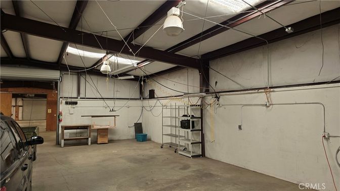 Garage, Interior