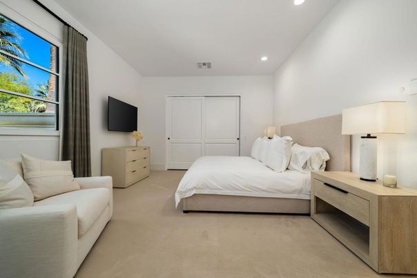Bedroom, Interior, Recessed Lighting