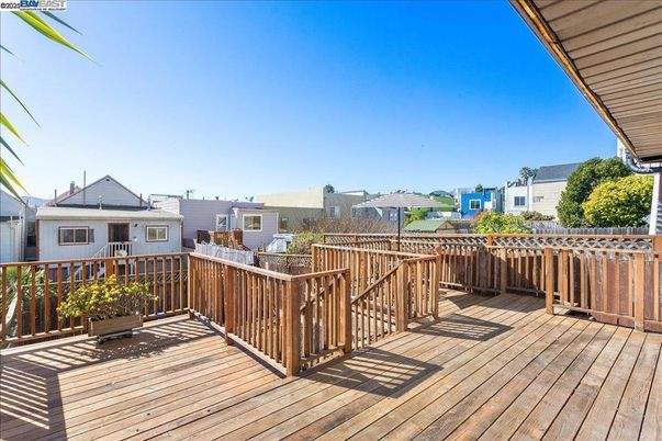 Exterior, Wood Texture Flooring