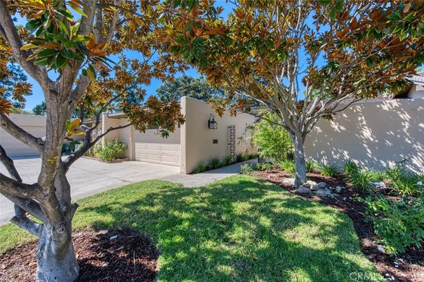 Backyard, Detached Garage, Exterior