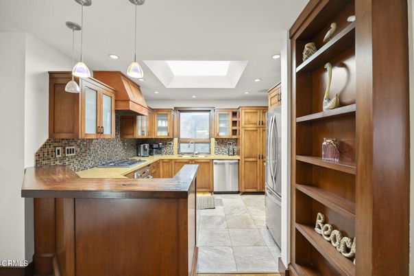 Interior, Kitchen, Pendant Lights, Recessed Lighting, Stainless Steel Appliances
