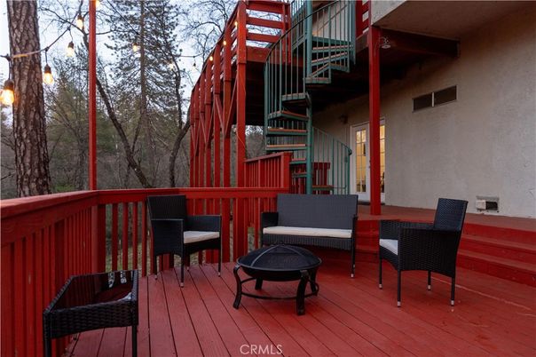 Exterior, Wood Texture Flooring