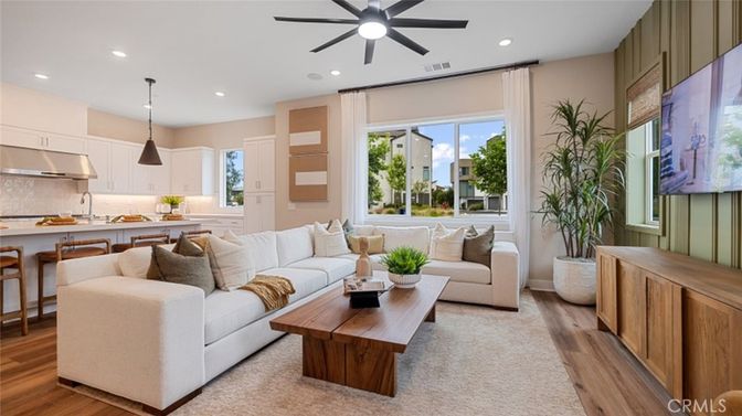 Interior, Kitchen, Living room, Pendant Lights, Recessed Lighting, Stainless Steel Appliances, Wood Texture Flooring